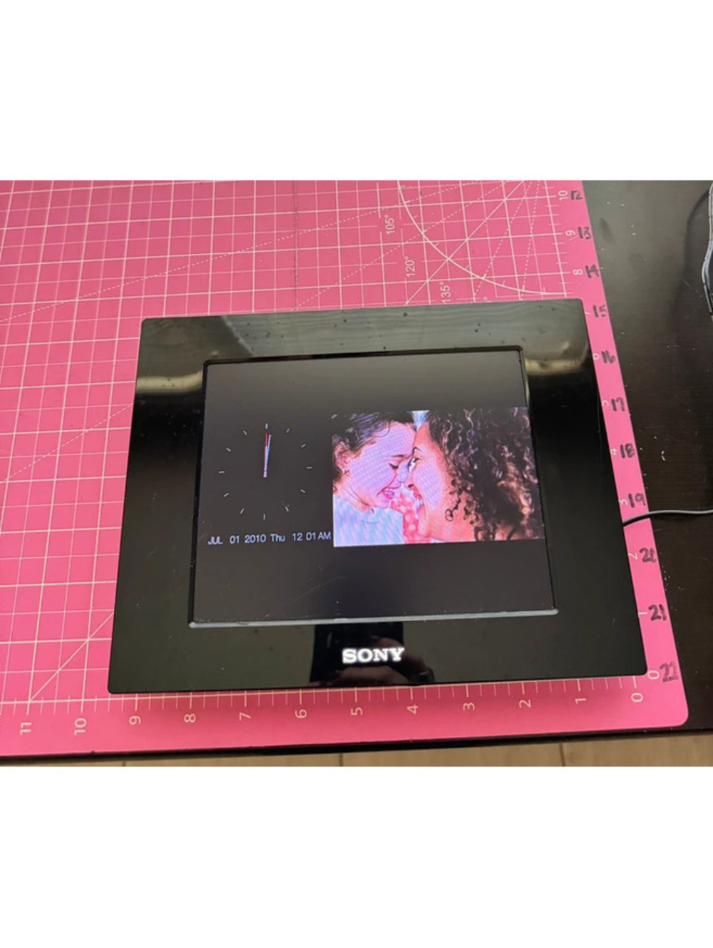 Sony S-Frame Digital Photo frame - Picture 4 of 5